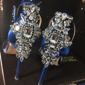 💓 Badgley Mischa Crystal Satin Heels! 💓